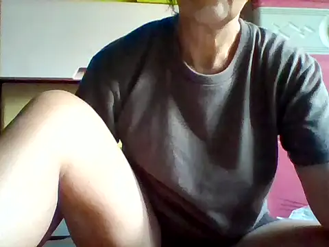 Snapshot of pinay4u69 chatting on July 28, 2:51 am pinay4u69 online show from July 28, 2:51 am