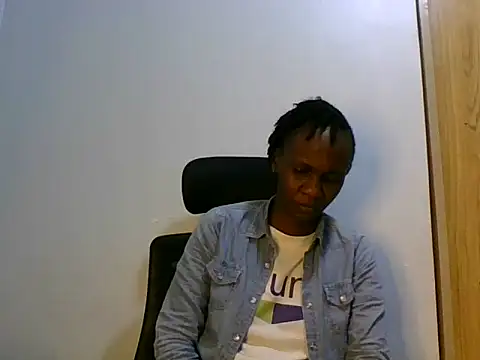 Snapshot of Little_Flower01 chatting on July 8, 8:46 pm Little Flower01 online show from July 8, 8:46 pm