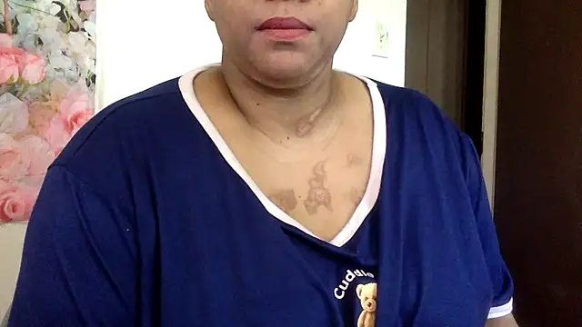 BRATTYSPOILEDDOMQUEEN online show from July 14, 4:56 pm