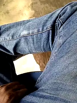 AdnanHotBoyxx online show from July 18, 8:18 am
