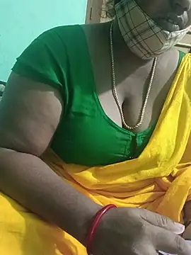 Snapshot of Tamil-lakhmi chatting on July 15, 5:51 pm Tamil-lakhmi online show from July 15, 5:51 pm