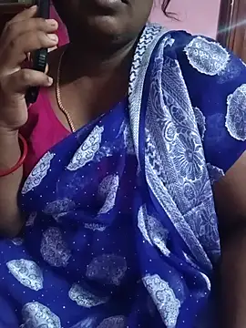 Snapshot of Tamil-lakhmi chatting on July 23, 6:00 am Tamil-lakhmi online show from July 23, 6:00 am