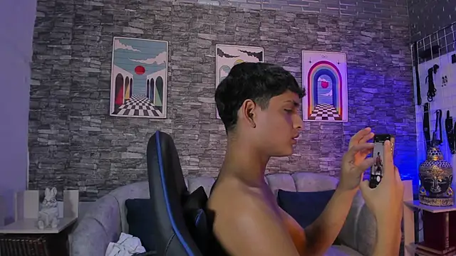 Snapshot of stevensantana1 chatting on July 10, 2:27 am stevensantana1 online show from July 10, 2:27 am