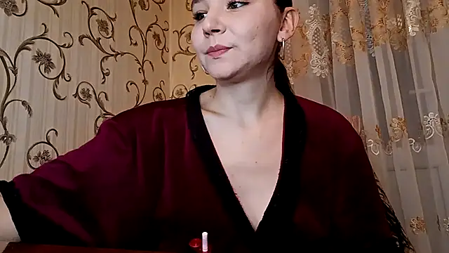 IsabelKim  online show from July 29, 7:12 pm