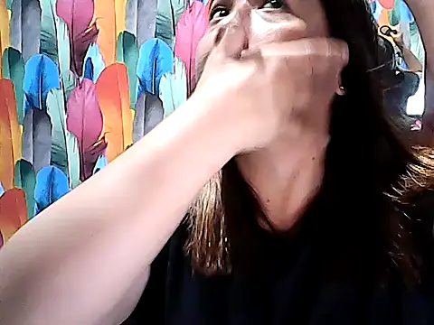 Snapshot of newasian4u chatting on July 12, 11:23 am newasian4u online show from July 12, 11:23 am