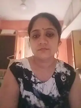Pooja-bedi online show from July 12, 10:39 am