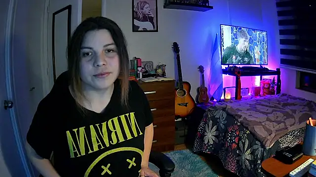 Allis Wonderland online show from July 12, 3:19 am