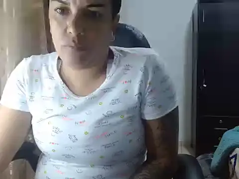 ambarr 84 online show from July 31, 11:04 pm