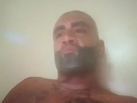 LA guy host online show from July 14, 2:05 am