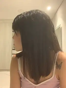 Snapshot of ruemi_rose chatting on July 30, 2:10 am ruemi rose online show from July 30, 2:10 am
