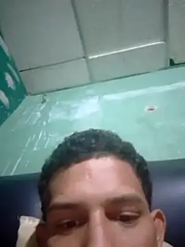 Snapshot of master_badboy chatting on July 26, 9:21 pm master badboy online show from July 26, 9:21 pm