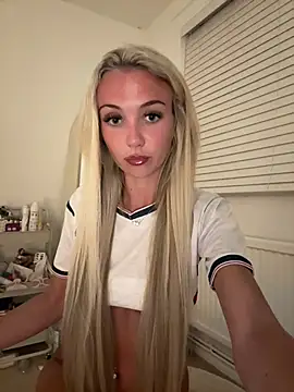 summerblue  online show from July 11, 10:11 pm