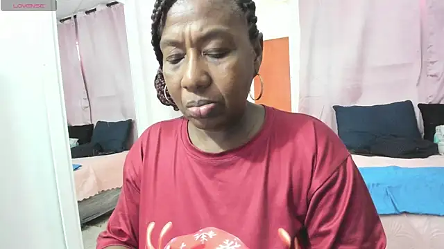 Snapshot of LupeAdams chatting on April 22, 11:56 am LupeAdams online show from April 22, 11:56 am