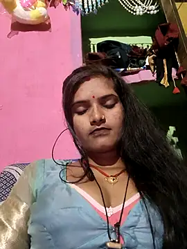Snapshot of Cute_shivangi825 chatting on July 26, 8:05 pm Cute shivangi825 online show from July 26, 8:05 pm