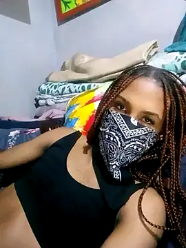 Snapshot of phiwe22 chatting on July 11, 2:36 am phiwe22 online show from July 11, 2:36 am