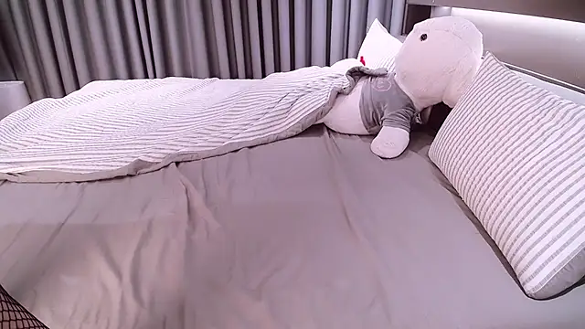 SungkyunnKwan online show from October 31, 10:16 am