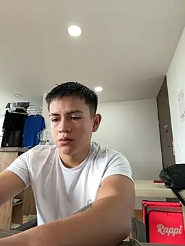 Snapshot of Santiagomg_ chatting on July 30, 5:56 pm Santiagomg online show from July 30, 5:56 pm