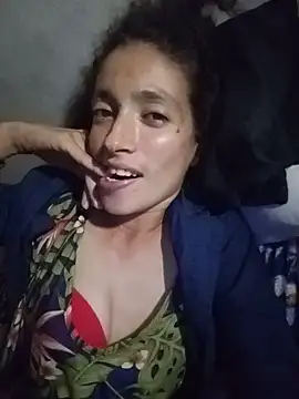 arianahillt online show from July 19, 4:49 am