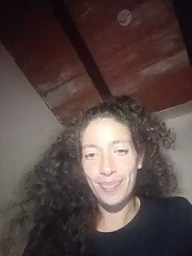 arianahillt online show from July 21, 4:04 am