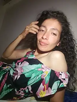 arianahillt online show from July 29, 5:49 am