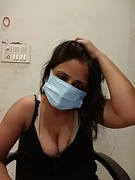 Snapshot of Desi_Friends chatting on July 13, 6:49 am Desi Friends online show from July 13, 6:49 am