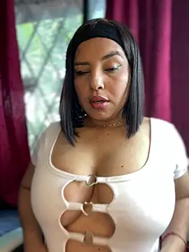 Mia Bigtits online show from July 11, 8:55 pm