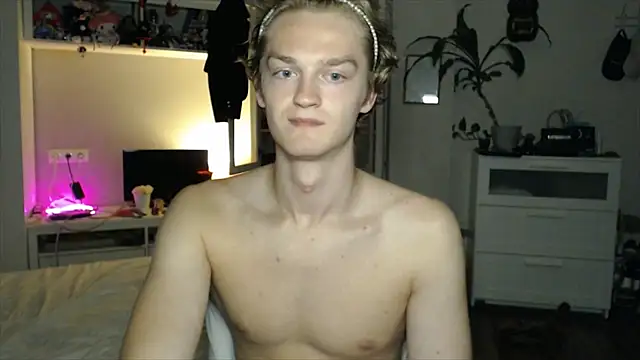 Daniel yamm online show from July 17, 5:07 pm
