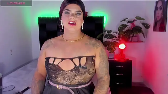 isabelleandbrand online show from January 11, 6:33 pm