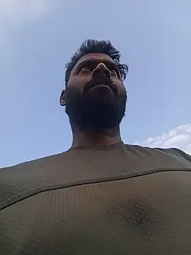 Snapshot of shivsingh12345 chatting on July 14, 11:38 am shivsingh12345 online show from July 14, 11:38 am