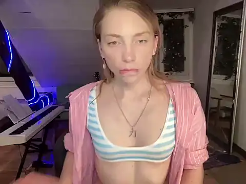 Snapshot of Anna_darko chatting on July 20, 7:16 pm Anna darko online show from July 20, 7:16 pm