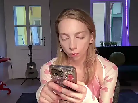 Snapshot of Anna_darko chatting on July 30, 5:45 pm Anna darko online show from July 30, 5:45 pm