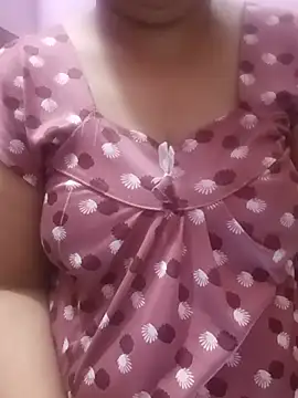 Snapshot of desi_Housewife1 chatting on July 29, 3:59 am desi Housewife1 online show from July 29, 3:59 am