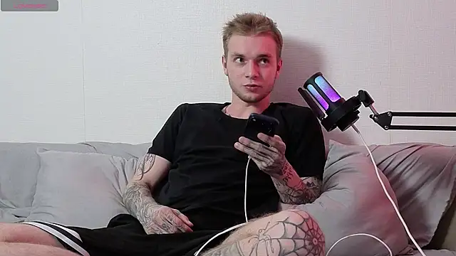 jxxxsti0n online show from July 24, 3:10 pm