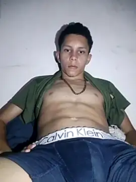 Ignacio211511 online show from July 31, 8:36 am