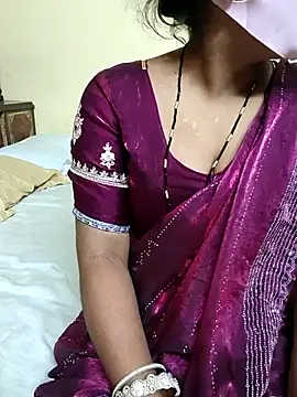 Indiansexycouple1 online show from July 25, 4:15 pm