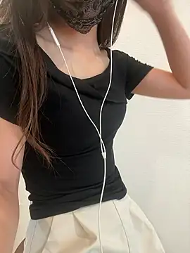 Snapshot of AKARI0801 chatting on July 22, 3:42 am AKARI0801 online show from July 22, 3:42 am