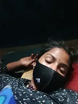 Snapshot of Poojakumari20 chatting on July 22, 6:32 pm Poojakumari20 online show from July 22, 6:32 pm