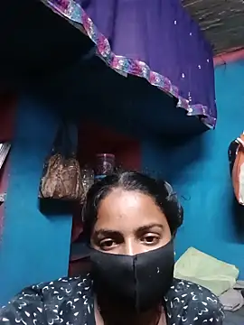 Snapshot of Poojakumari20 chatting on July 27, 4:41 am Poojakumari20 online show from July 27, 4:41 am