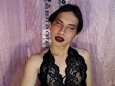 UrasianFemboy online show from July 22, 3:04 pm