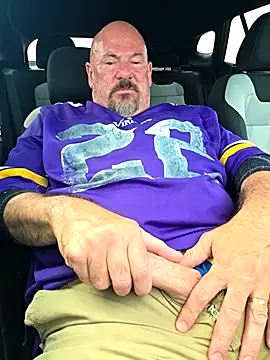 Snapshot of perfectcockdaddy chatting on July 28, 7:39 pm perfectcockdaddy online show from July 28, 7:39 pm