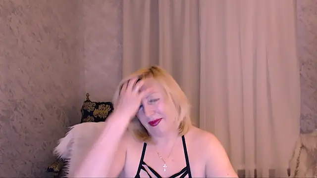 Samantha Si online show from April 25, 11:46 am