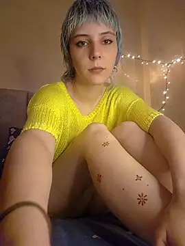 Mila McGarden online show from July 19, 6:00 pm