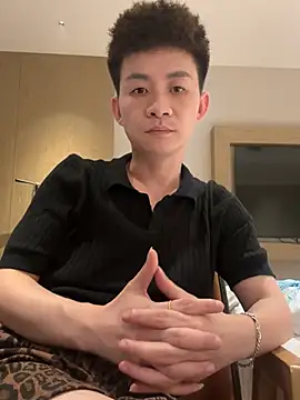 Snapshot of liqi_520 chatting on July 14, 3:07 pm liqi 520 online show from July 14, 3:07 pm
