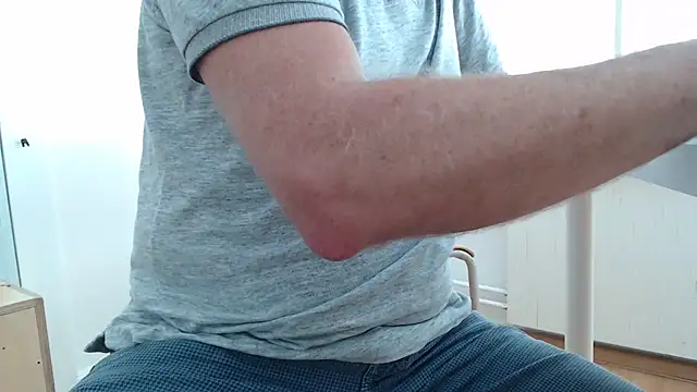 Snapshot of ForUrPleasure78 chatting on July 15, 2:33 pm ForUrPleasure78 online show from July 15, 2:33 pm