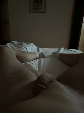 Hornygoodboy19 online show from July 15, 5:07 pm