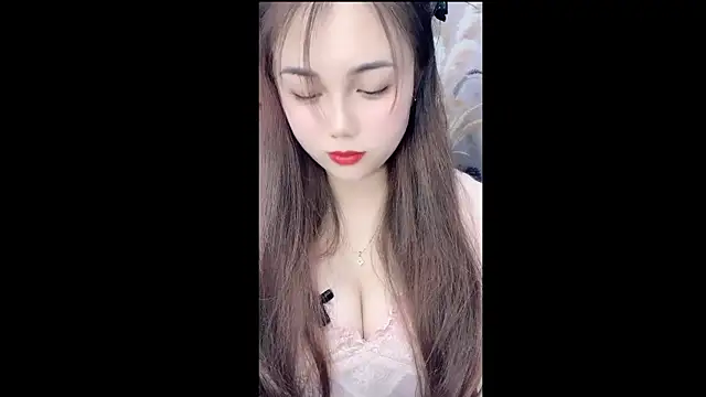 Snapshot of My-SunshinEe chatting on July 24, 5:33 pm My-SunshinEe online show from July 24, 5:33 pm
