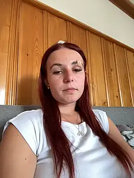 Snapshot of Nina-Sophie chatting on July 23, 4:05 pm Nina-Sophie online show from July 23, 4:05 pm
