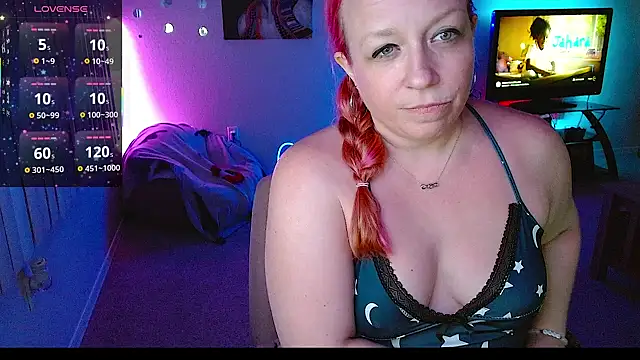 Snapshot of XxMs_StarzxX chatting on May 28, 1:25 am XxMs StarzxX online show from May 28, 1:25 am