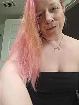 Snapshot of XxMs_StarzxX chatting on July 1, 12:45 am XxMs StarzxX online show from July 1, 12:45 am