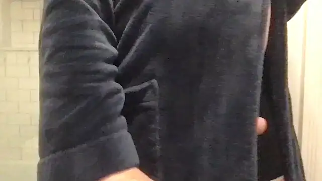 nvversguynextdoor online show from July 20, 2:26 am